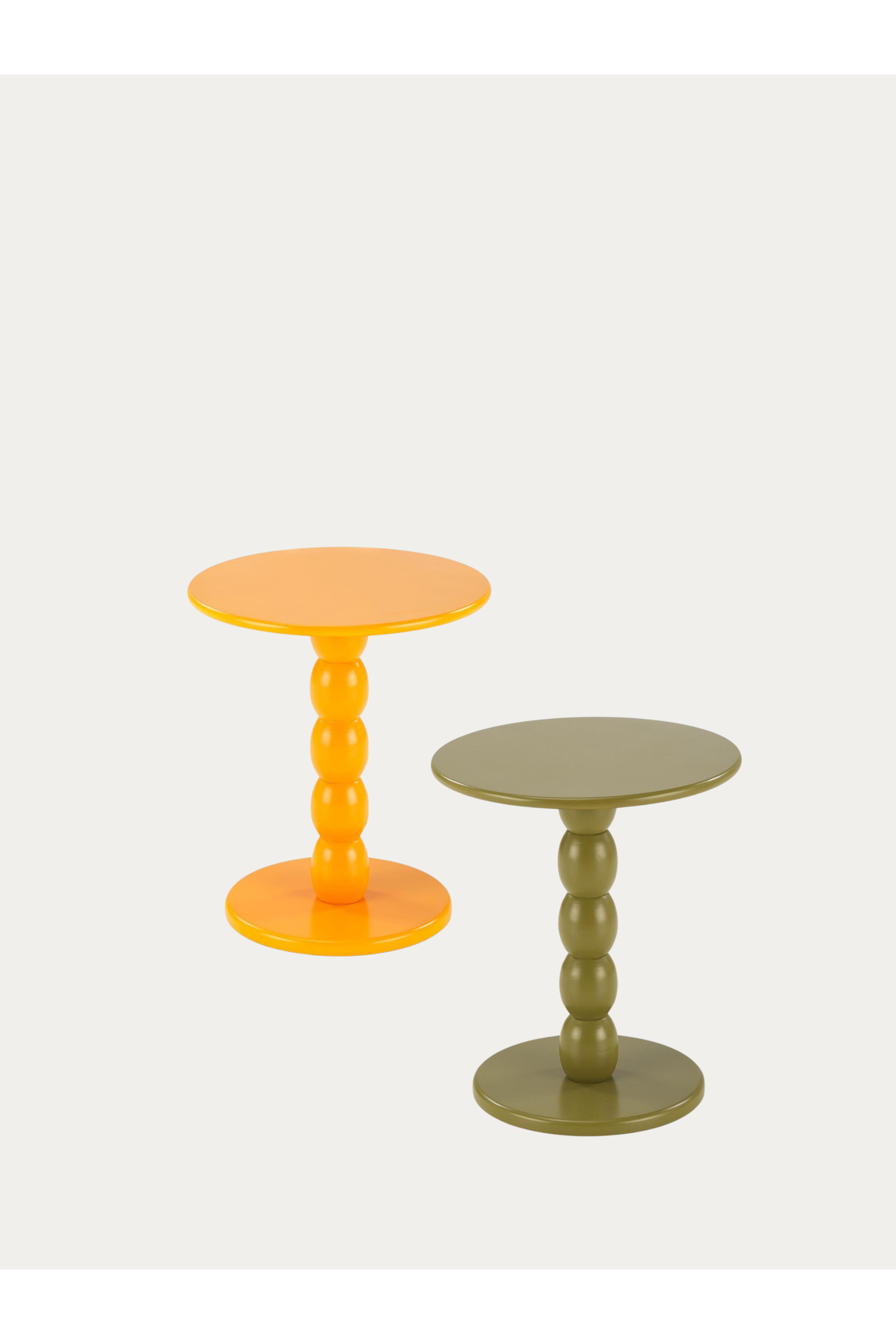 Cirilla pikkupöytä