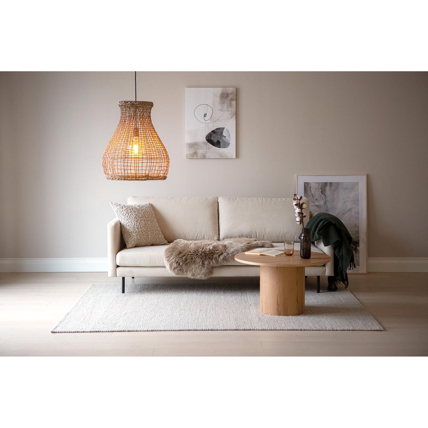 AVAJAISERÄ Scandic Collection Copenhagen 3-istuttava Soro beige-3-istuttava sohva-Scandic collection-Ryhdikäs-Tukeva-Skandinaavinen-Finlandia Living