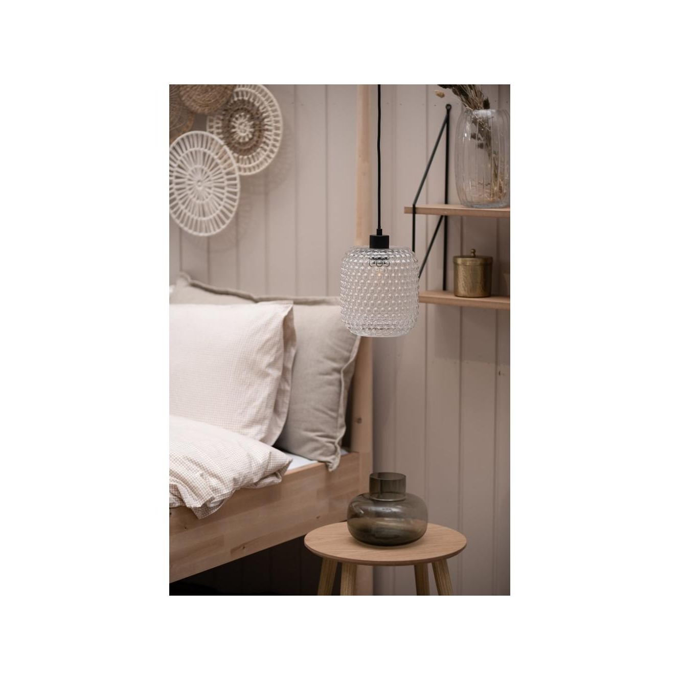 Fanni K Kattovalaisin Pisara