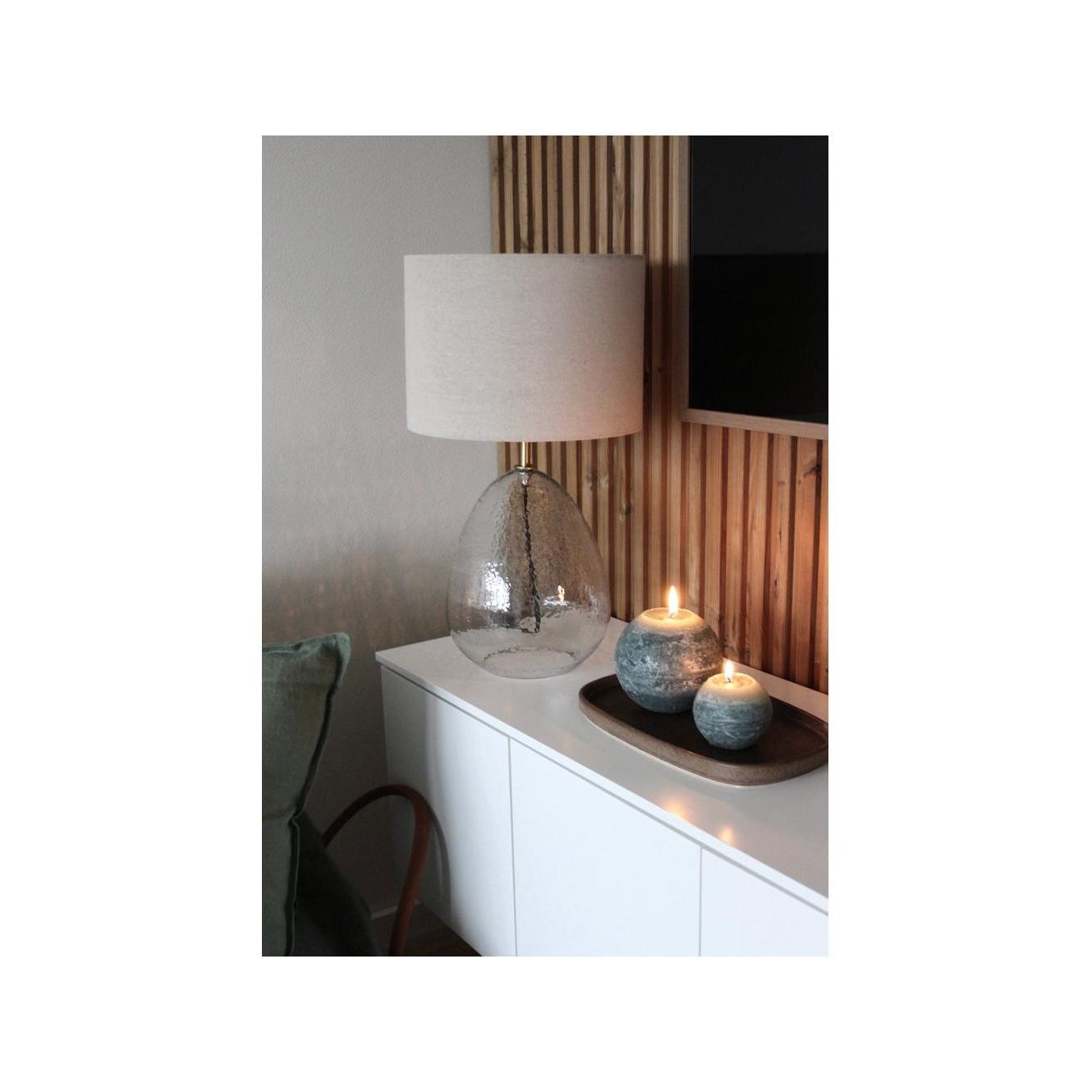 Fanni K Lampunvarjostin Runo