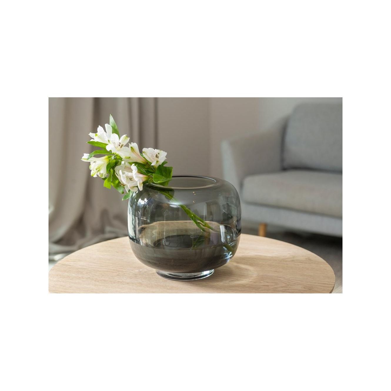 Fanni K Maljakko Uumen harmaa