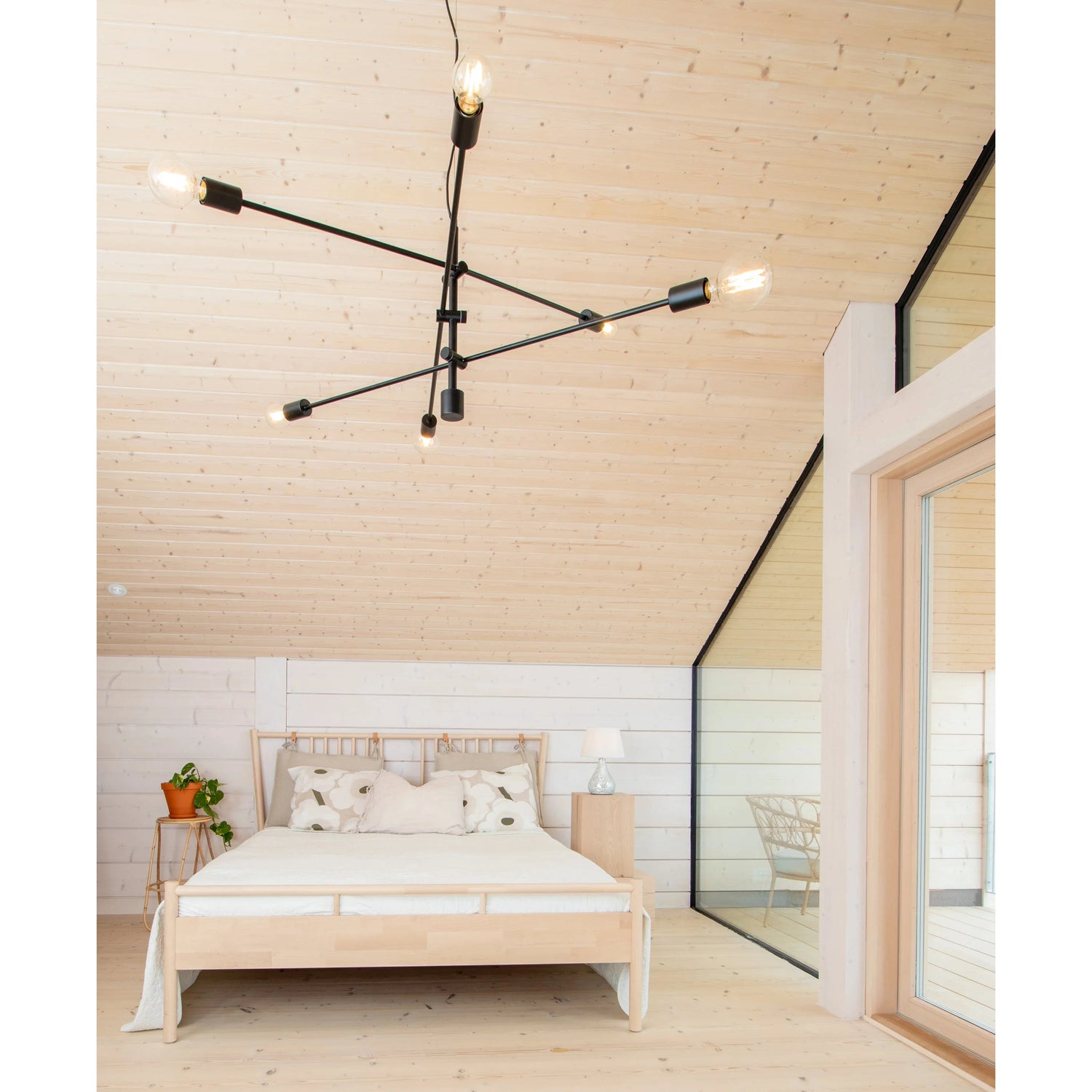 Desiree 6-os riippuvalaisin