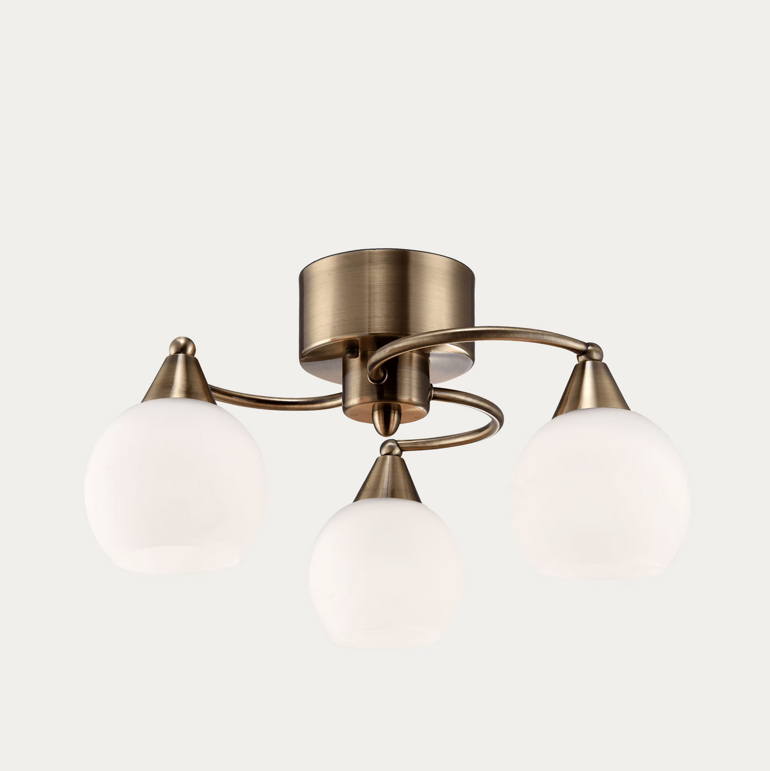 Iris 3-os kattoplafondi