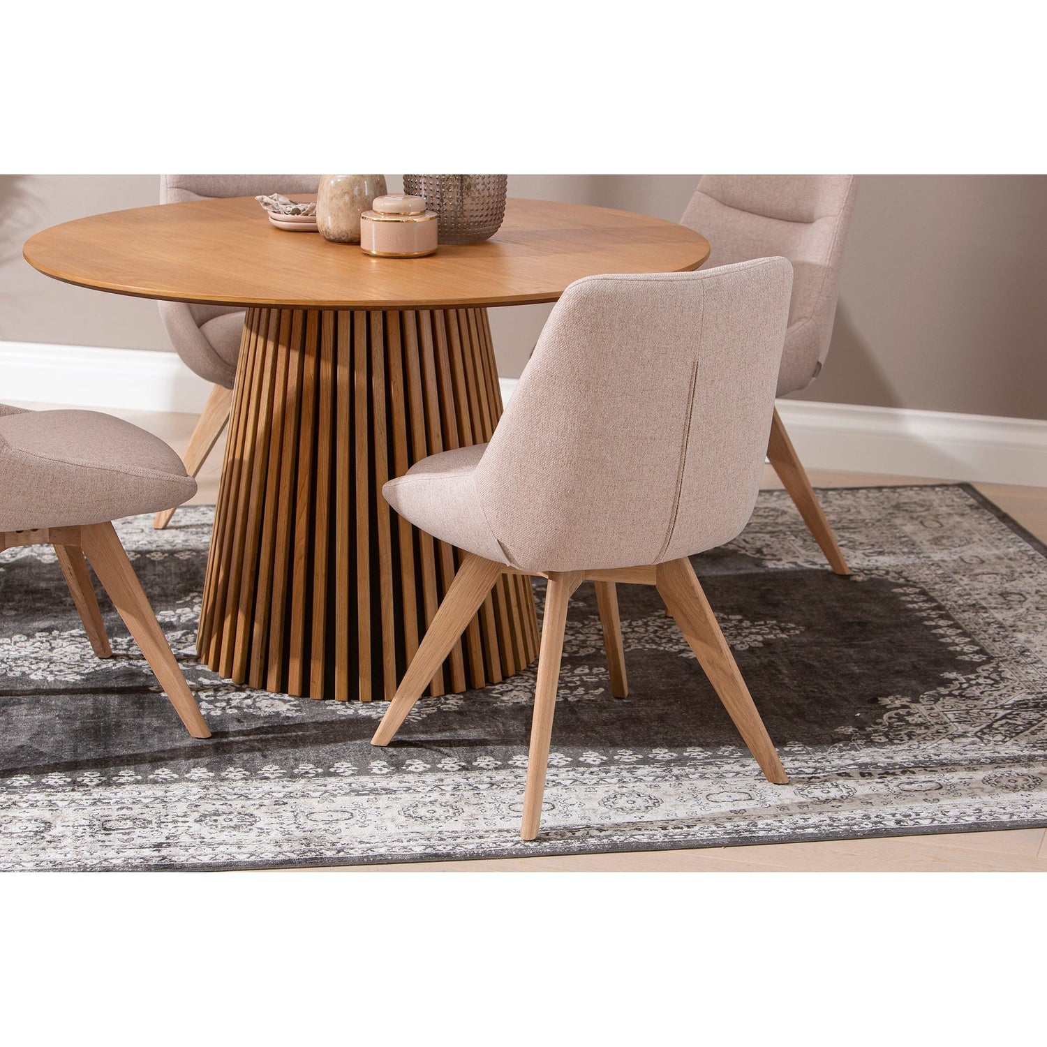 Metz ruokapöytä 120cm