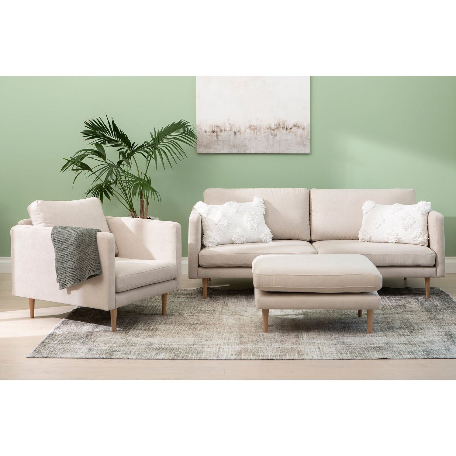 Scandic Collection Copenhagen 3-istuttava, Soro beige-3-istuttava sohva-Scandic collection-Ryhdikäs-Tukeva-Skandinaavinen-Finlandia Living