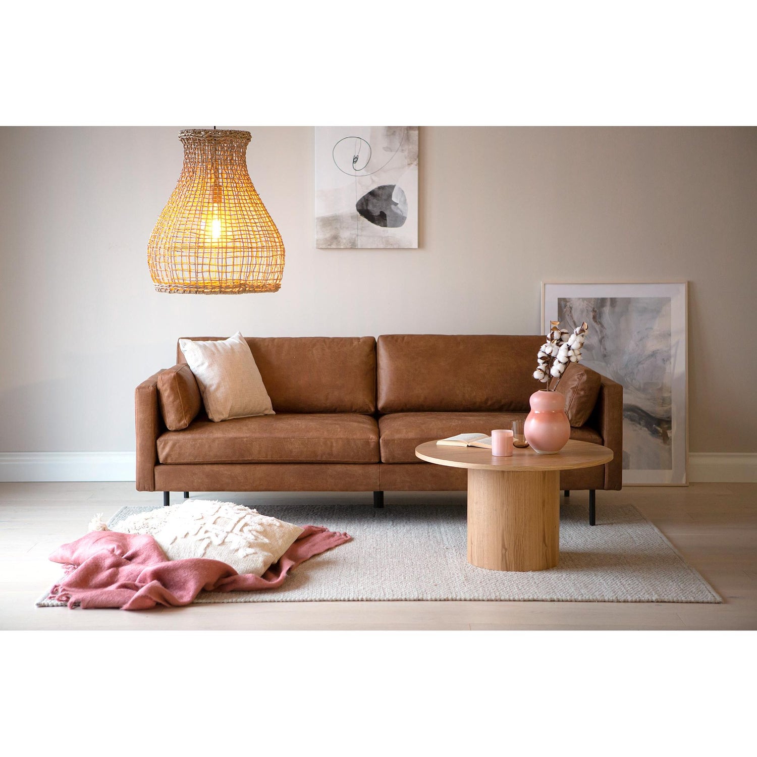 Scandic Collection Copenhagen Nordic 3-istuttava, bonded konjakki-3-istuttava sohva-Scandic collection-Ryhdikäs-Tukeva-Skandinaavinen-Finlandia Living