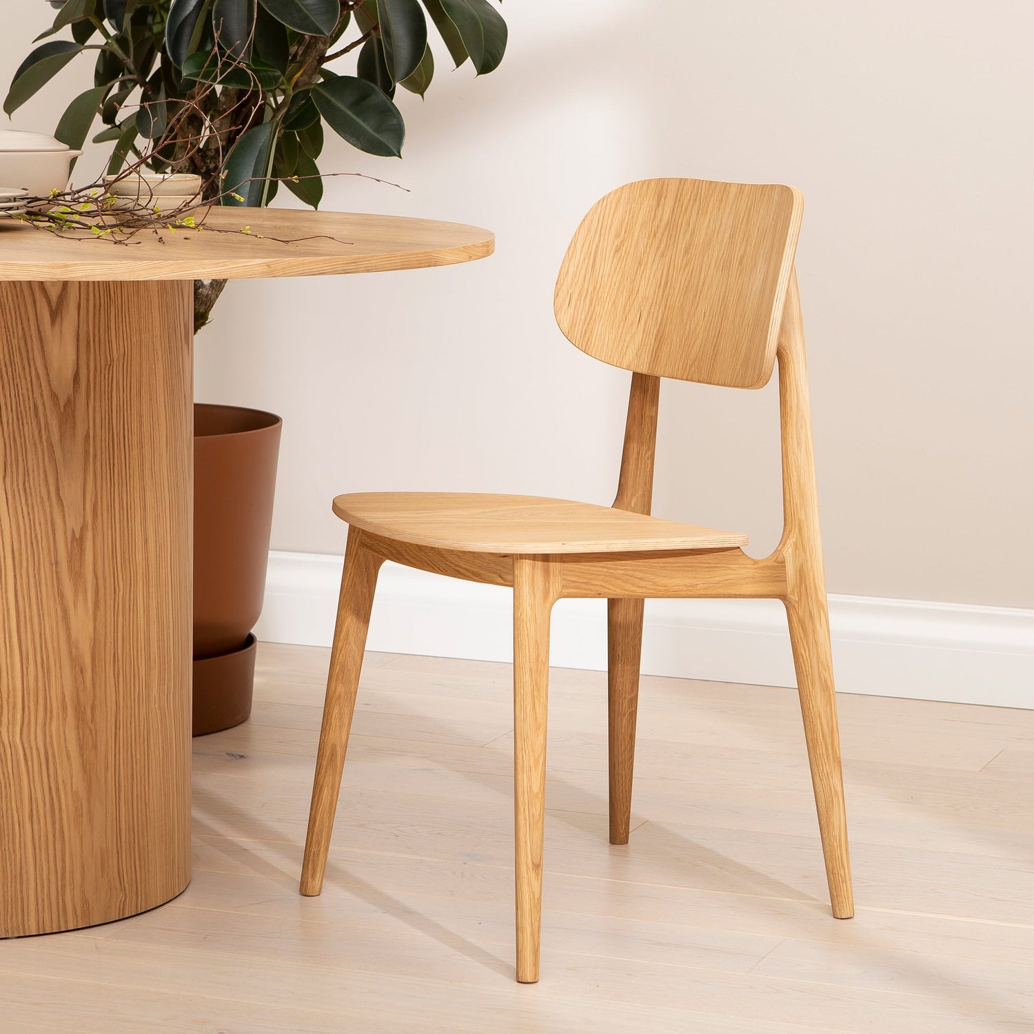 Starburst ruokatuoli tammi