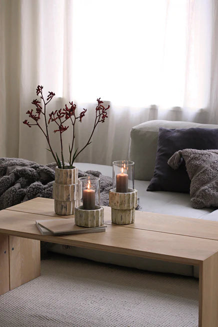 Eightmood Nutchess lyhty vaalea