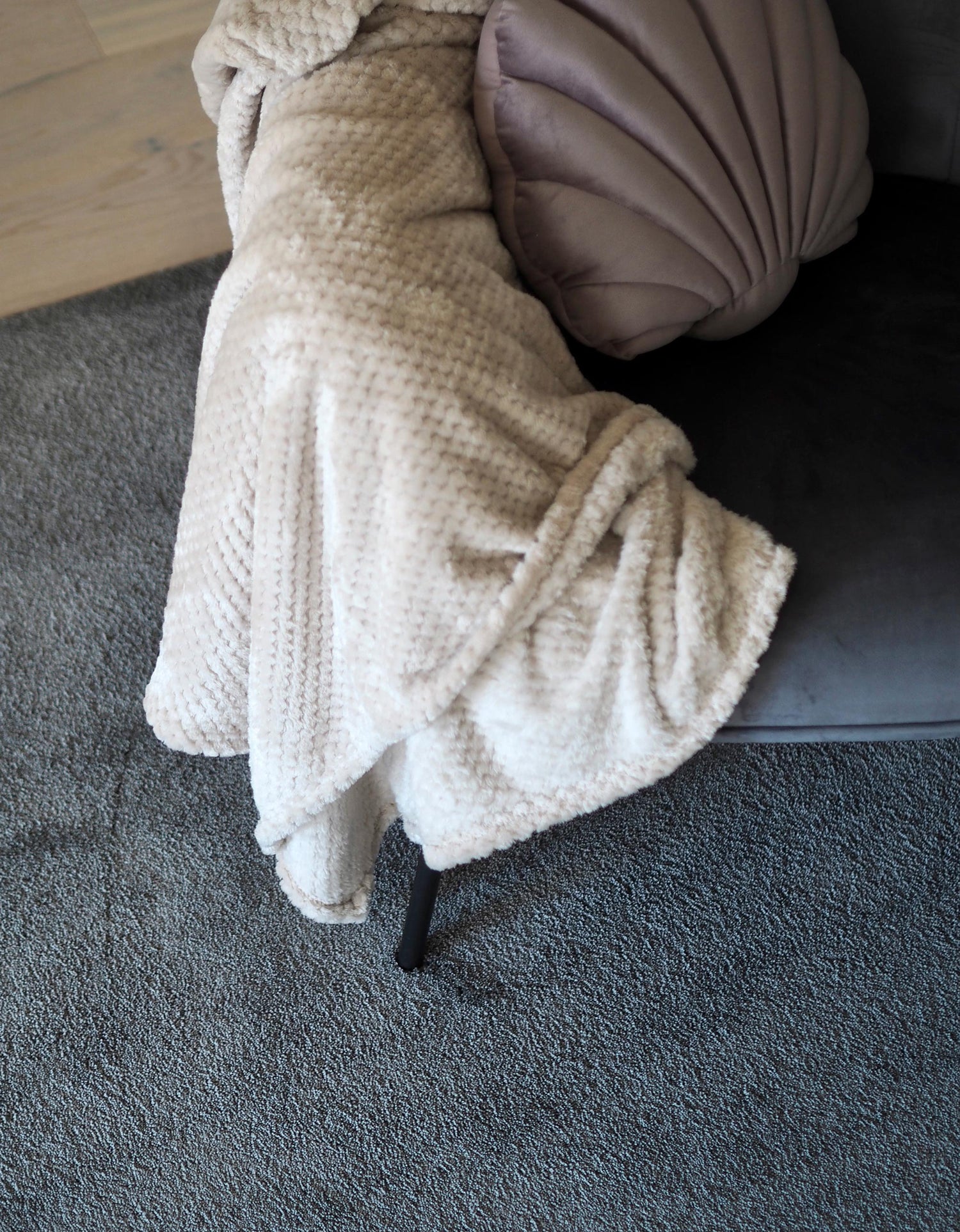 VM Carpet hohto matto harmaa