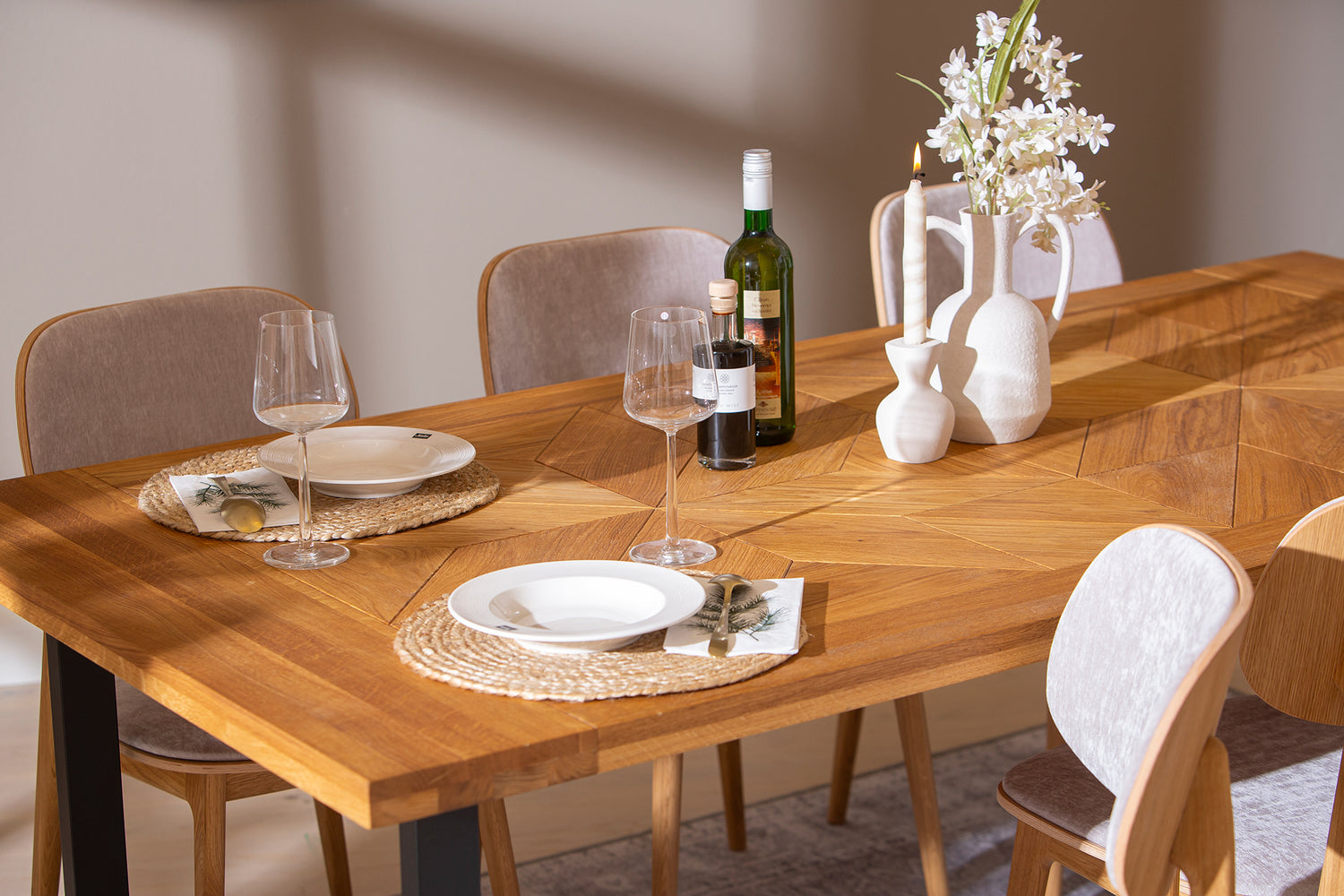 Starburst ruokaryhmä 1 + 6 Starburst tammituolia