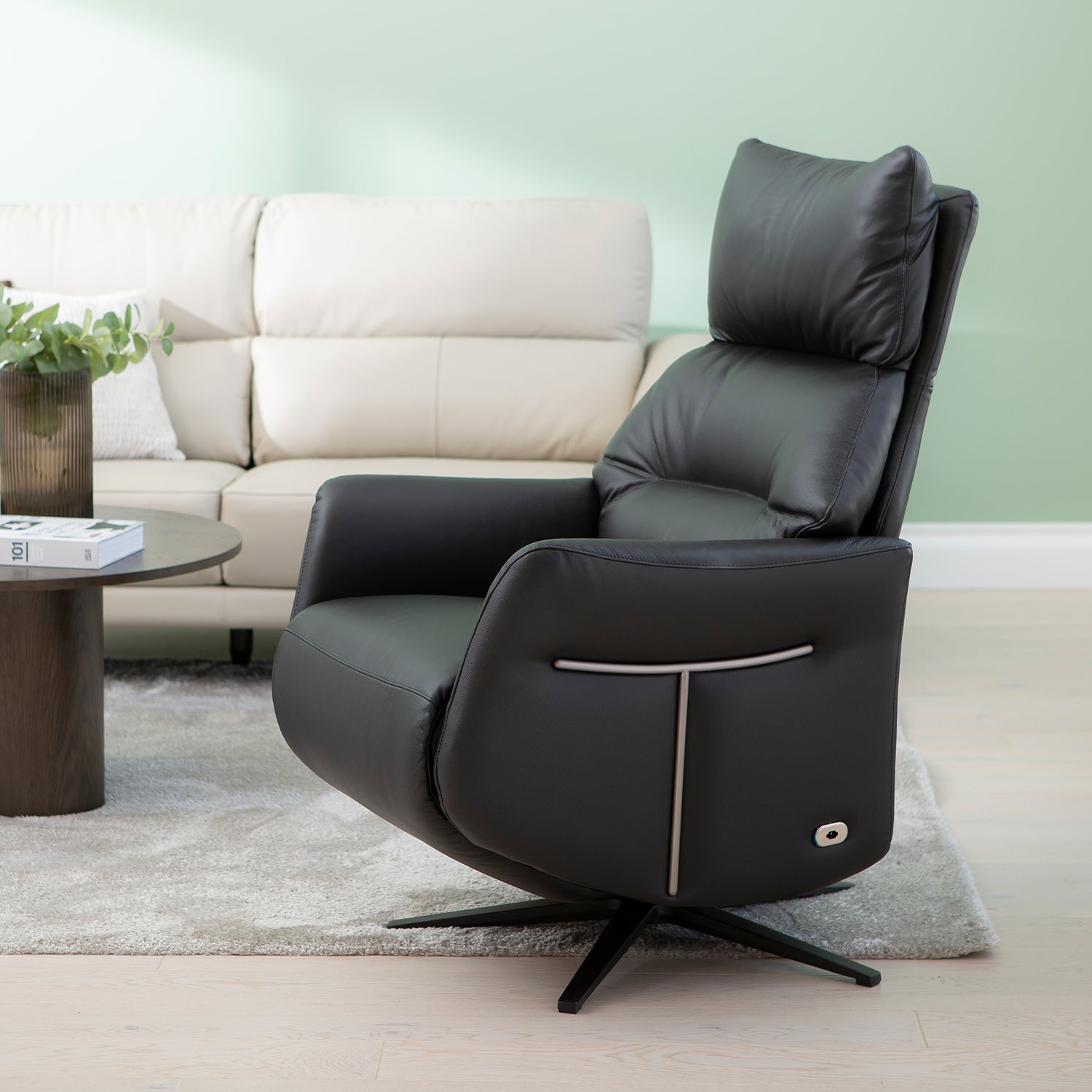 Lorenzo recliner Musta