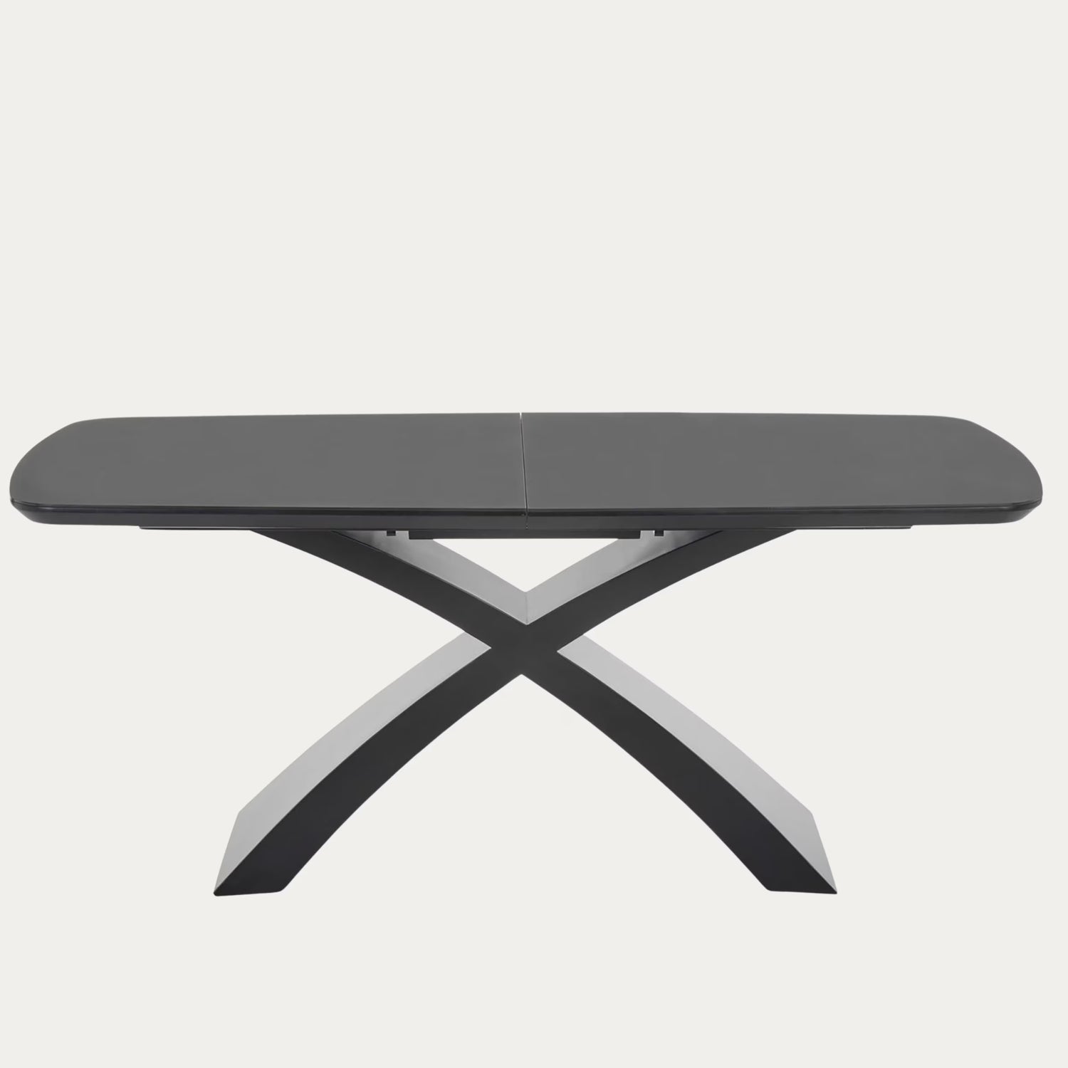 Cora ruokapöytä jatkettava