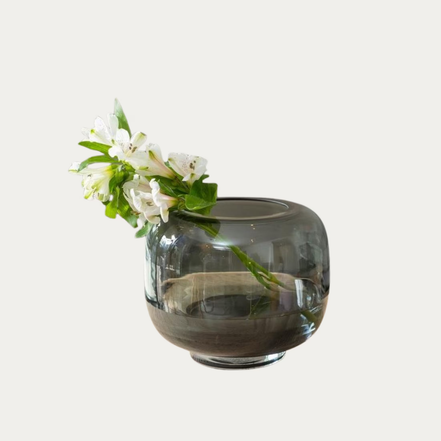 Fanni K Maljakko Uumen harmaa