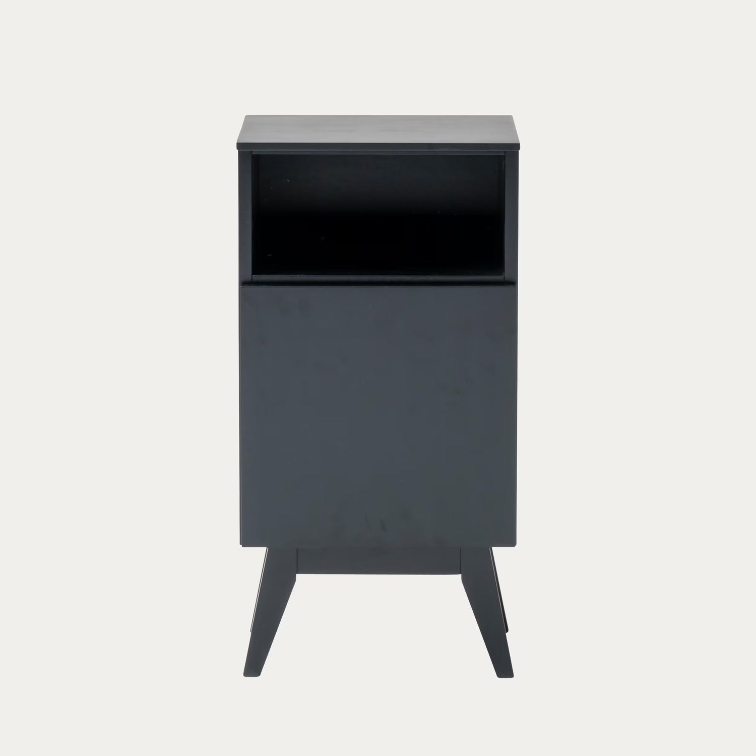 Kaarna yöpöytä 1 ovi