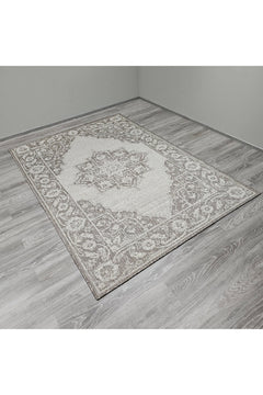 Village's Cecilia matto